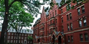 Yurtdışında Üniversite