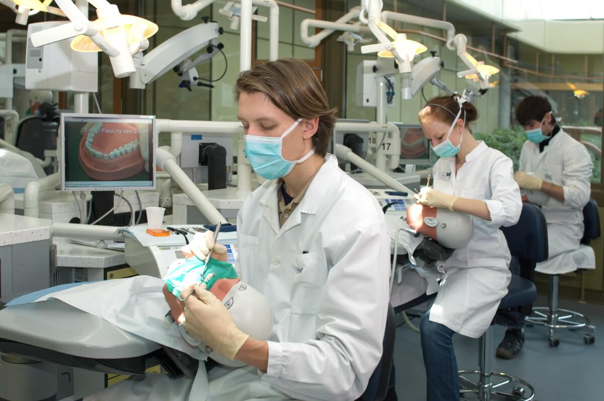 Almanya'da Üniversite Almanya'da Dil Okulu