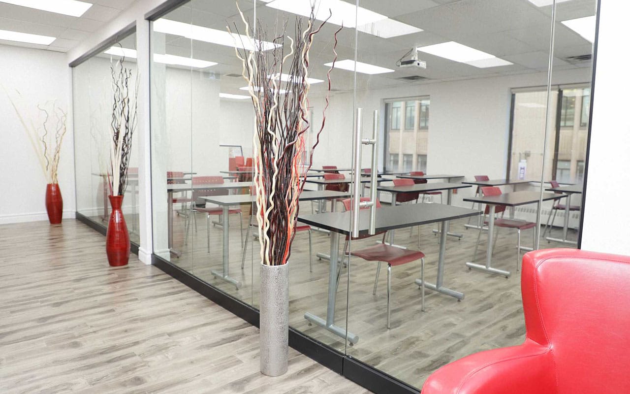 Kanada'da Üniversite Toronto School Of Management