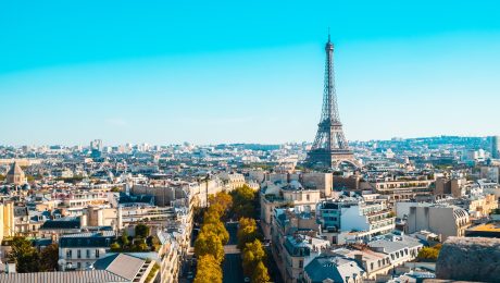 Güneşli bir günde Paris şehir manzarası, Fransa